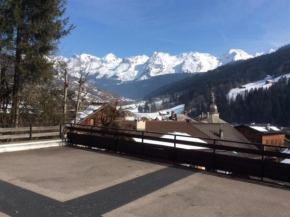 Studio montagnard pour 4 à 5 min des commerces avec ski bus au pied - FR-1-458-119